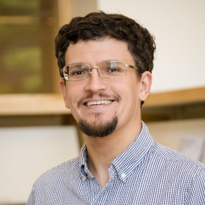 Headshot of Eliot Boden