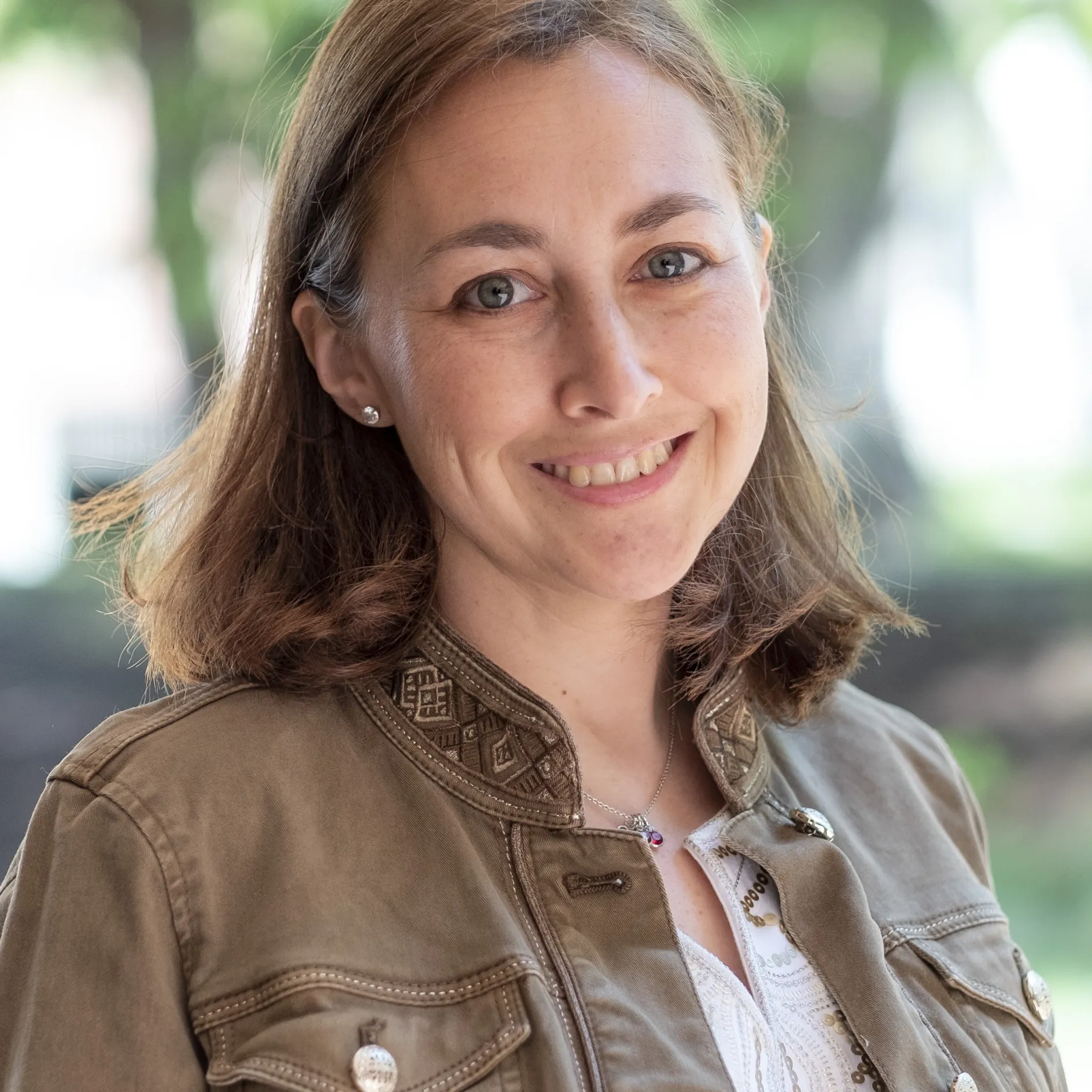 Jennifer Petrie Headshot